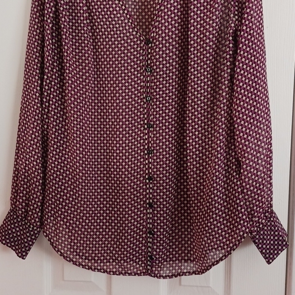 PLEIONE LONG CUFFED SLEEVE V NECK BUTTON UP BLOUSE - Picture 4 of 7